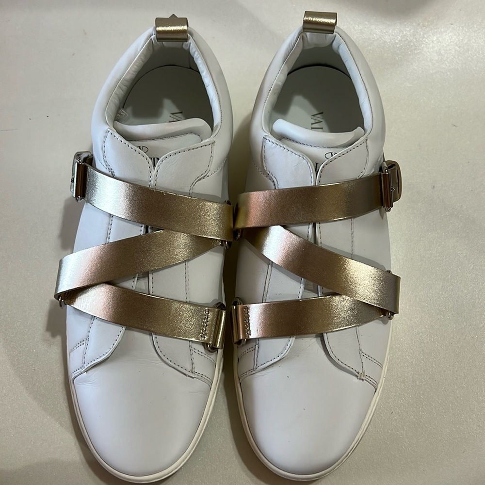 Valentino   Garavani V-  Punk Leather  Sneakers  Size  EU 38.5  US 8.5